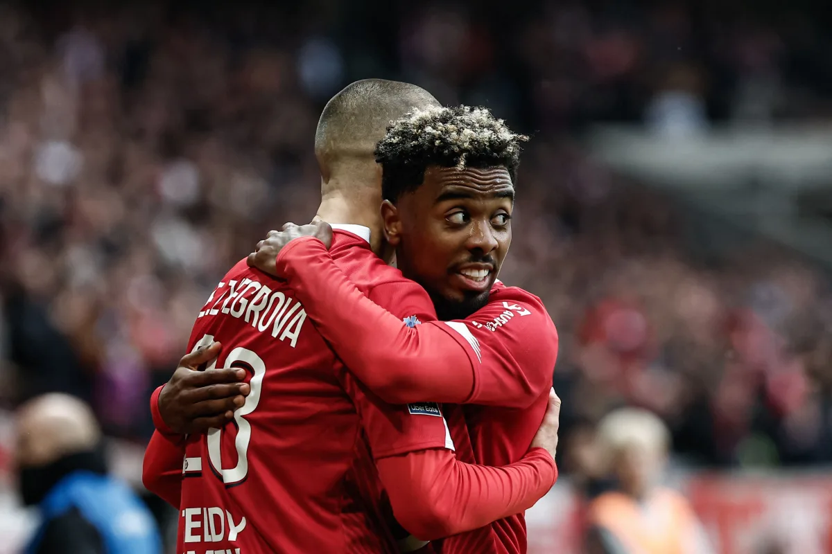 Lille espera 11 contra Sturm Graz: Ángel Gómez y Edon Dzieglova descansarán

 MEAS MAGZ