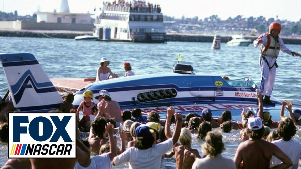 Jimmie Johnson habla sobre conducir los barcos a motor que solía mirar cuando era niño | NASCAR de FOX

 MEAS MAGZ